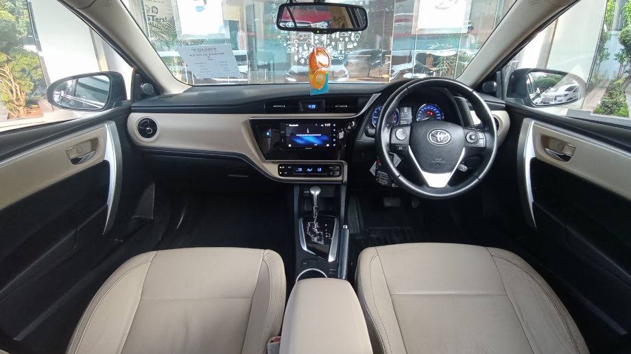 TOYOTA ALTIS ALTIS 1.8 V A/T (ALL NEW) AT 2017